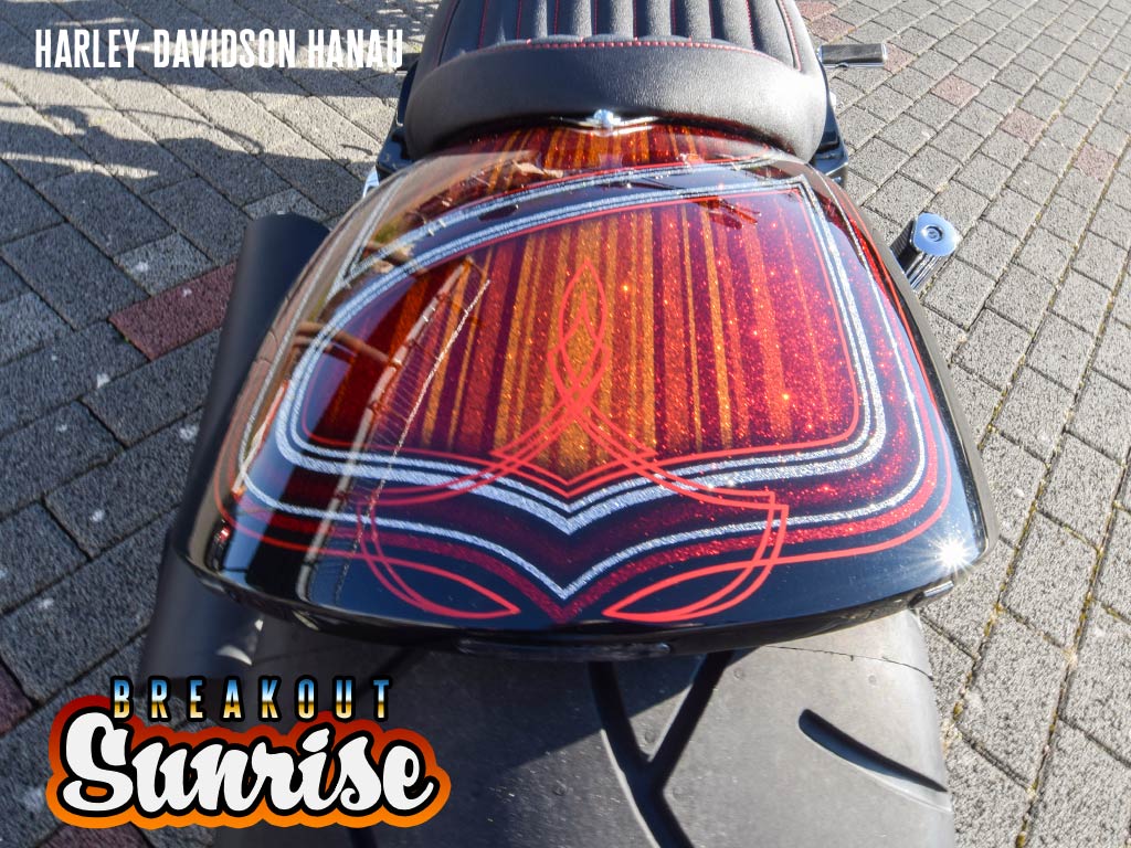 Harley-Davidson Hanau Breakout Sunrise Custombike Umbau